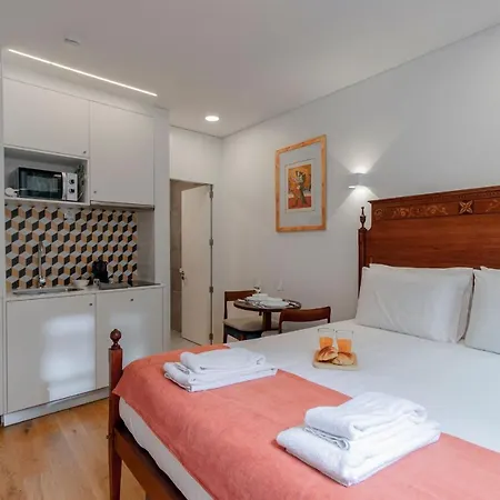 Appartement Cozy W/ Patio By Lovelystay *