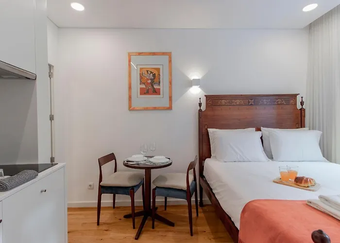 Appartamento Cozy W/ Patio By Lovelystay